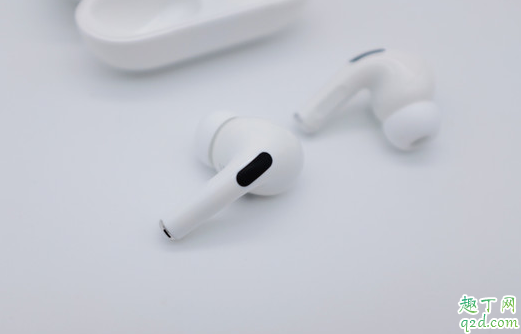 airpods pro怎么拿出來 airpods pro充電要把耳機拿出來嗎4